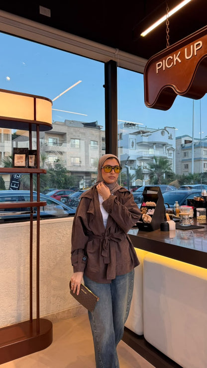 دفء in brown